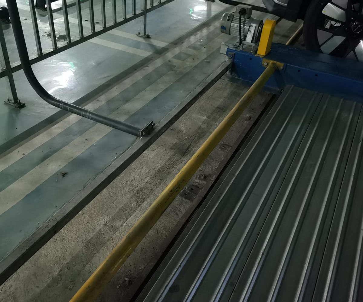 北碚兩層簡易升降機械式停車位回收